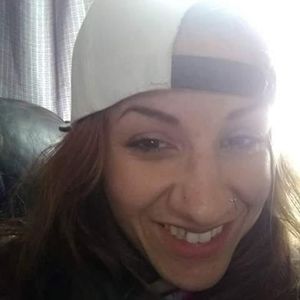 Meet your Posher, Amalia